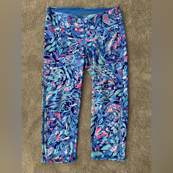 Lilly Pulitzer Pants - Lilly Pulitzer Luxletic Womens Athletic Cropped Leggings